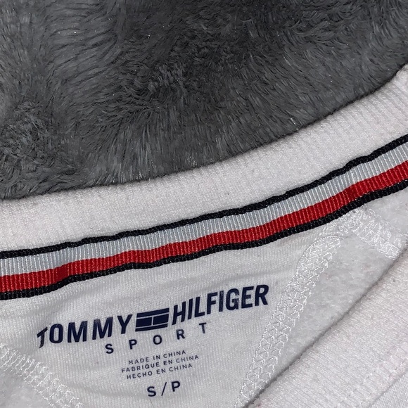 Women’s Tommy Hilfiger crew neck - Picture 2 of 2